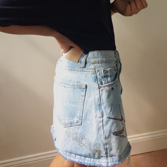 Zara Embroidered Mini Skirt - Picture 3 of 5